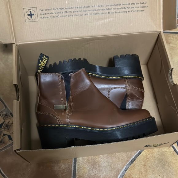 Dr. Martens Brown Leather Boots - Picture 4 of 5